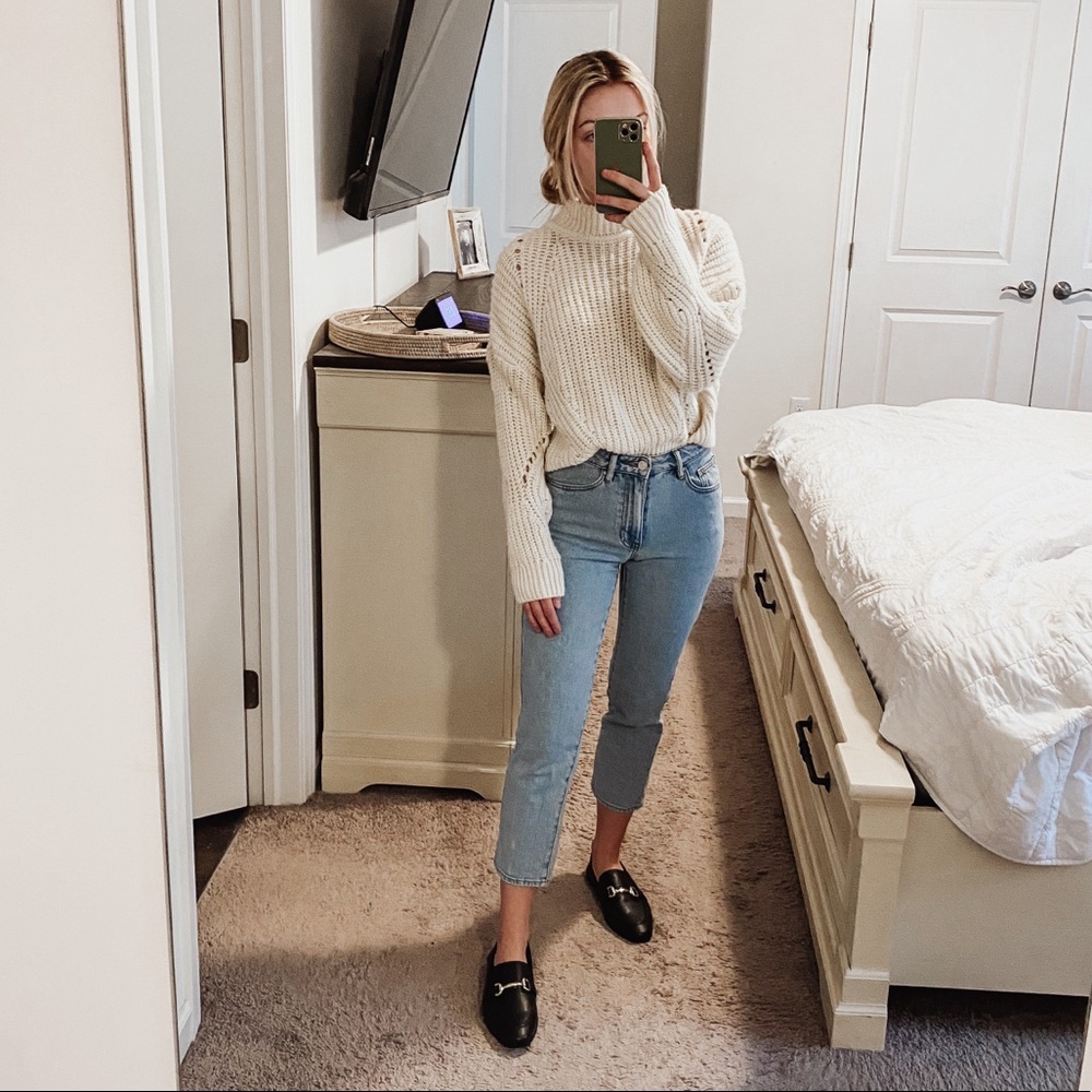 Chunky Knit Turtleneck Sweater